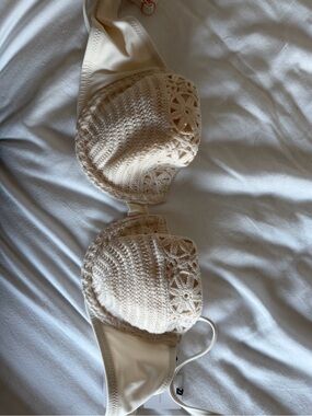 Shade & Shore Cream Crochet Overlay Underwire Bra